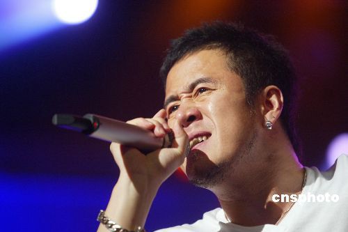 频频炮轰选秀歌手 杨坤澄清:我完全对事不对人